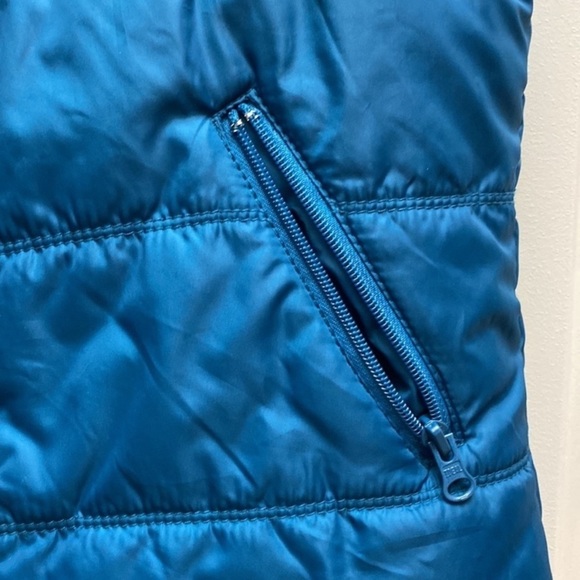American Eagle vest outfitters woman's size medium like new blue puffer … - Picture 3 of 9